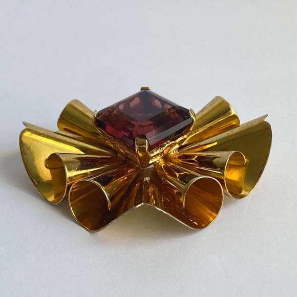 Vintage Gold Vermeil Ruffle Brooch Sterling Silver Princess Cut Garnet Glass Pin - Picture 7 of 11